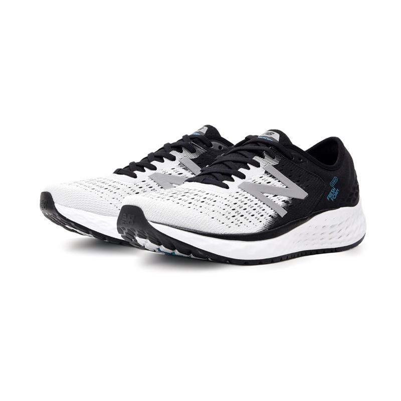 Jual New Balance NBX1080 V9 M Men's Running Shoes [M1080WB9] di Seller  GRANESIA Official Store - Kota Yogyakarta, DI Yogyakarta | Blibli