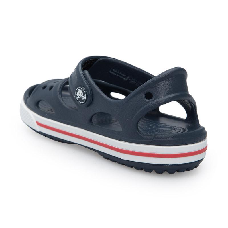 who sells croc shoes