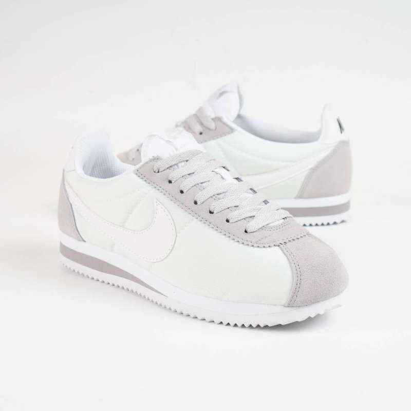 nike classic nylon