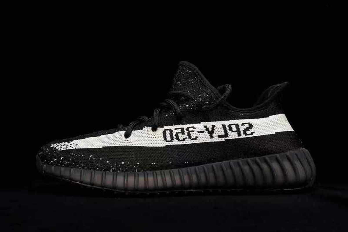 mens black yeezy sneakers