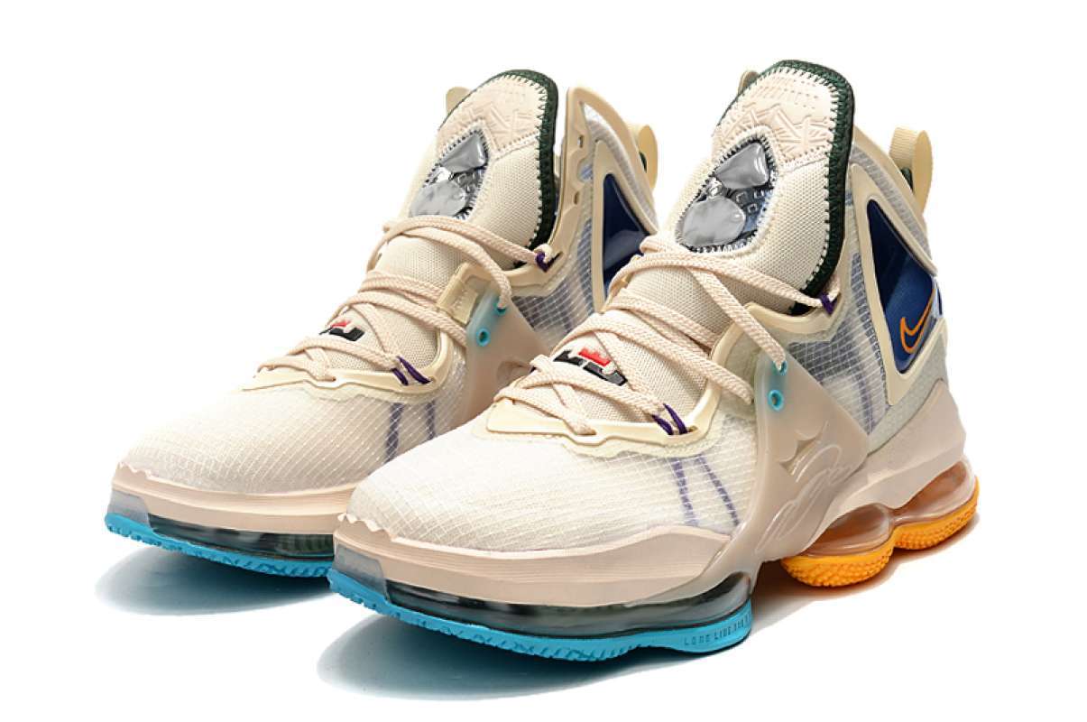 lebron sneakers 19