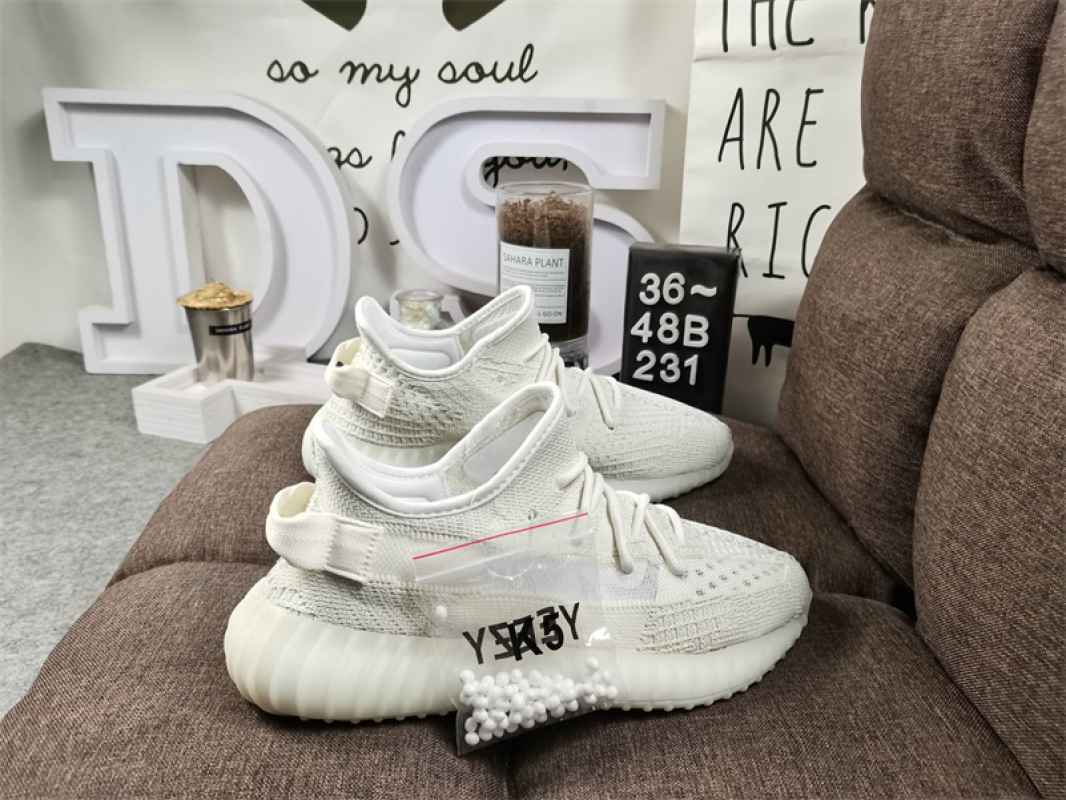 Adidas Yeezy 350 Boost V2 Men Women 