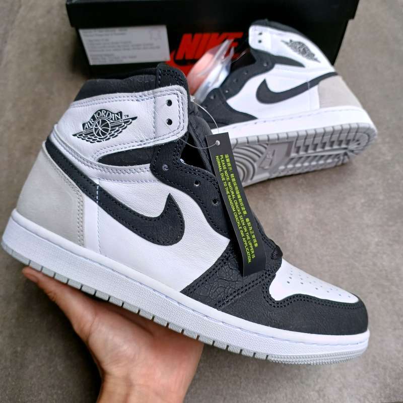Air Jordan Retro High OG Stage Haze || silver toe black white panda