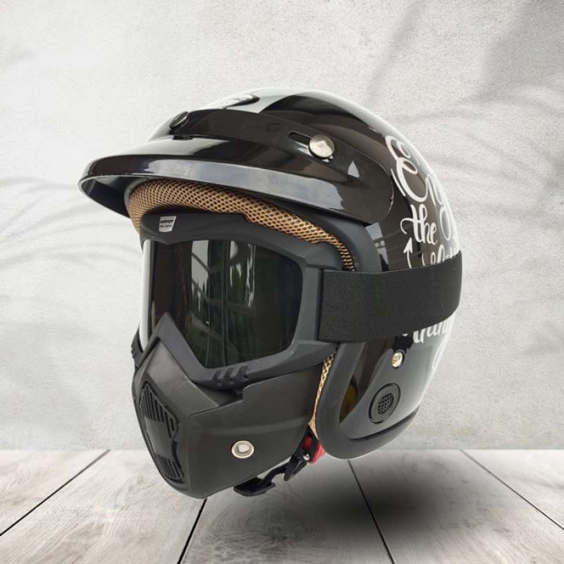 helm cross retro