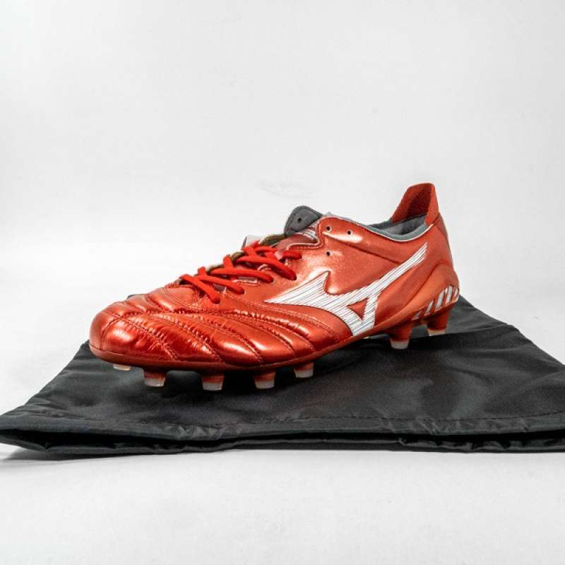 Sepatu new arrivals bola mizuno