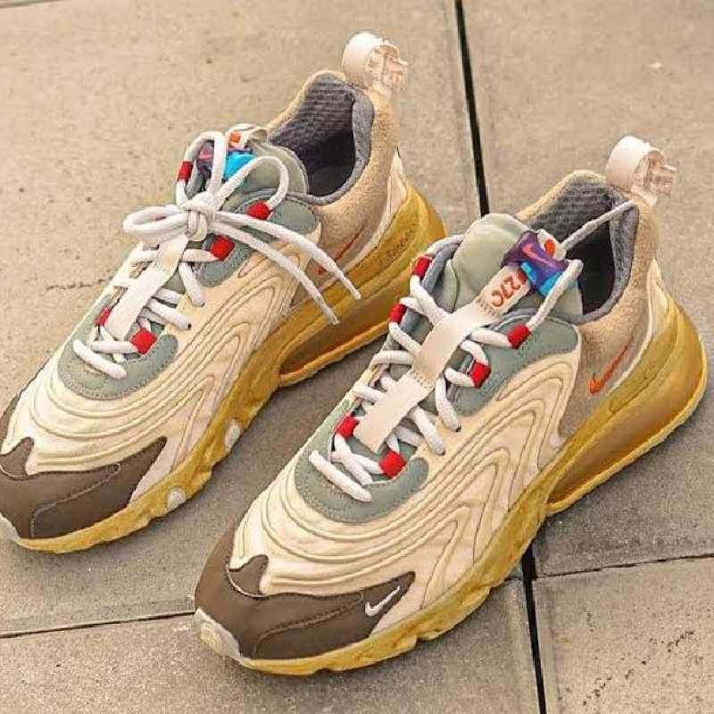 Nike airmax on sale 720 react