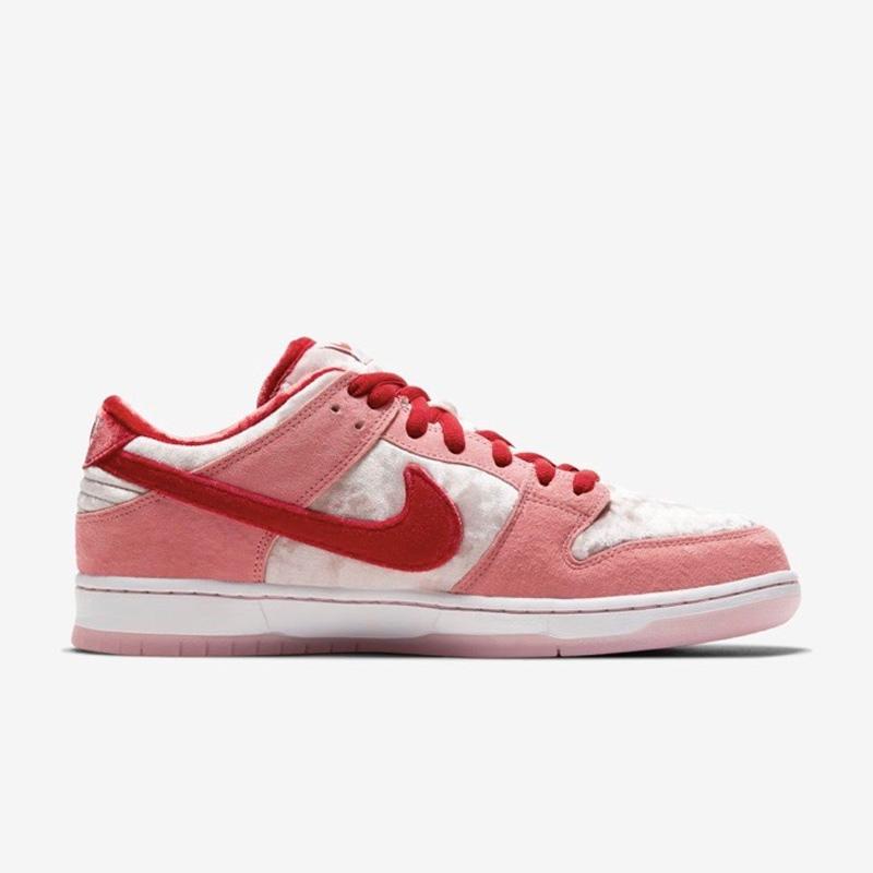 NIKE SB Dunk Low Strangelove Sepatu Sneakers Pria