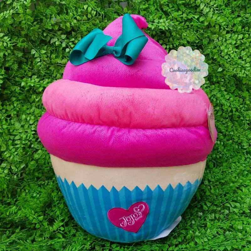Jual Jojo siwa cupcake pillow plush di Seller cookieegoodiee