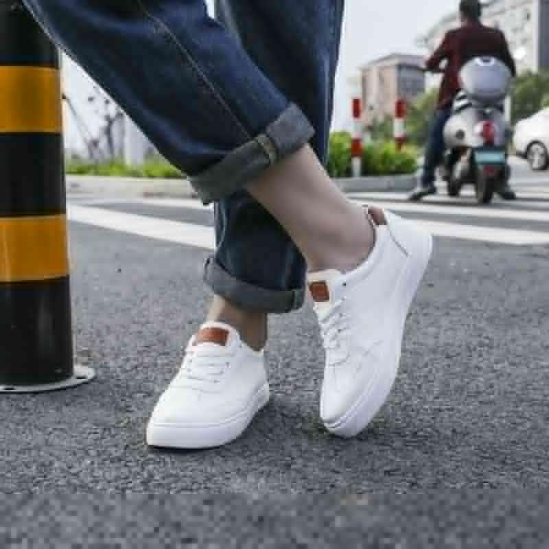 womens canvas shoes white