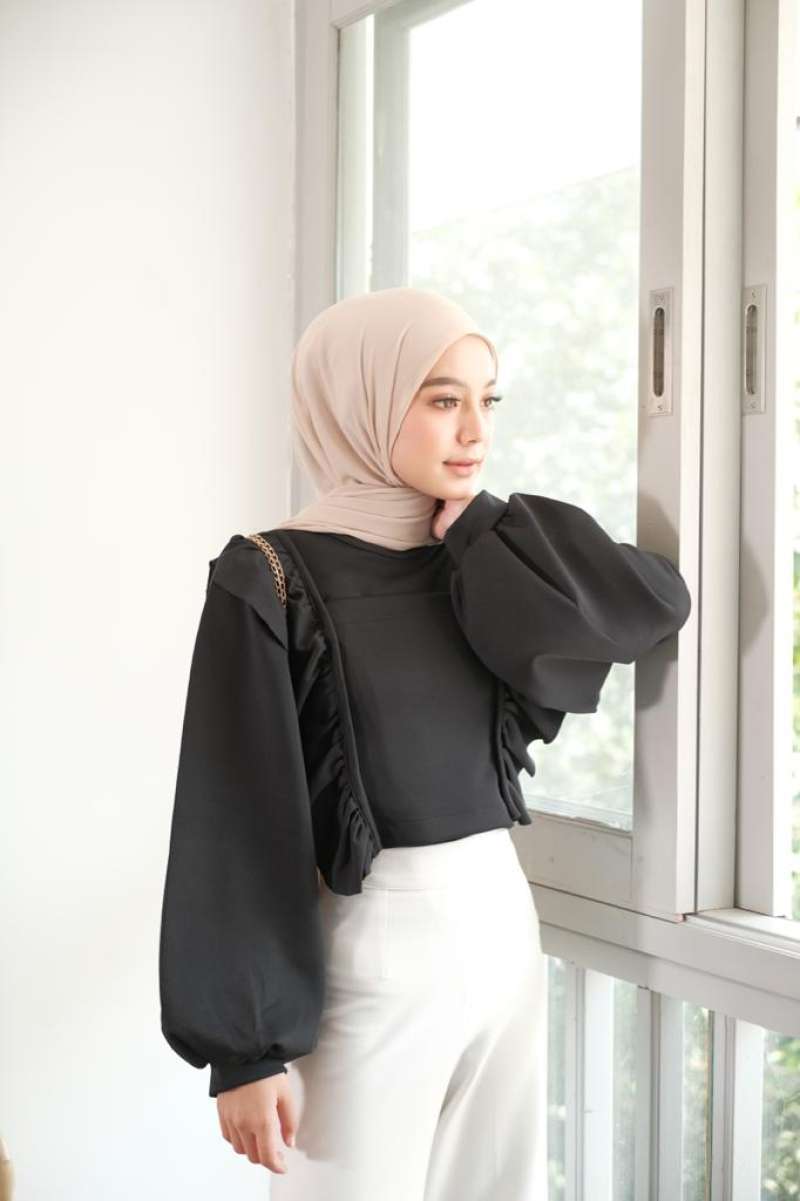 Apakah kakak sedang mencari celana kulot grosir celana kulot kami murah dan berkualitas, harga celana kulot satuannya pun dapat. Jual Cod Termurah Atasan Ziya Blouse Set Bahan Scuba Premium Blouse Fashion Wanita Ootd Perempuan Casual Baju Modis Murah Promo Terbaru Online Mei 2021 Blibli