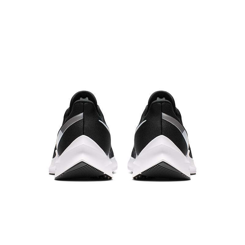 Jual Nike Zoom Winflo 6 Men S Running Shoes Aq7497 001 Online November 2020 Blibli Com