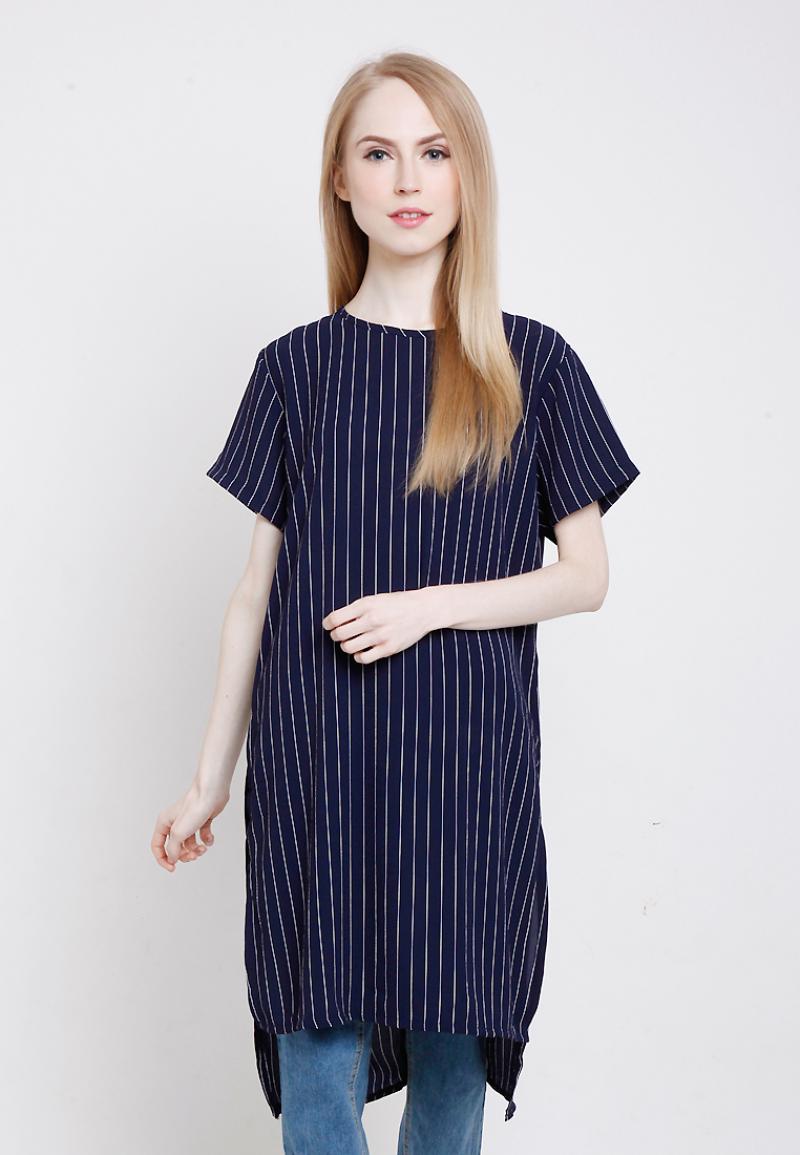 Cocolyn Stripes Long Top In - Navy