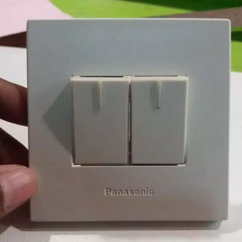 Jual PANASONIC STYLE E PUTIH Saklar Seri / Saklar Double (2pcs WESJ5931 +  WESJ78029W) di Seller mcorners88 - Kota Jakarta Pusat, DKI Jakarta | Blibli