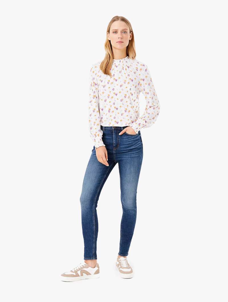 Carrie Super Soft Skinny Jeans 
