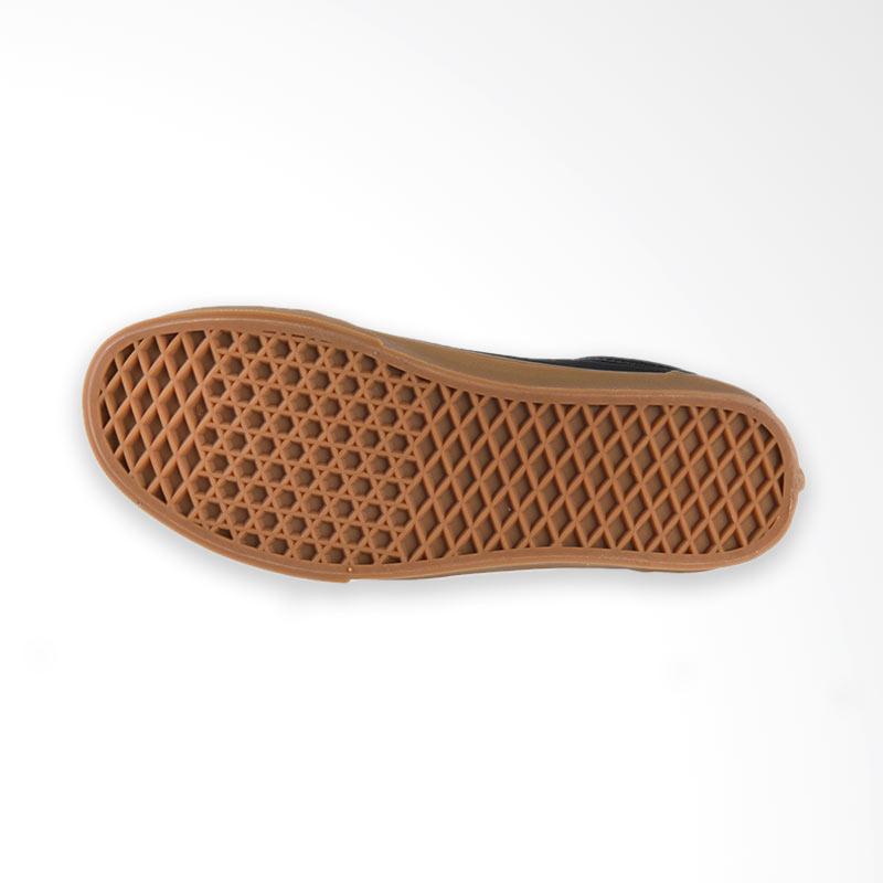 Jual Vans U Old Skool Canvas Gum Sneaker Shoes Pria - Black Light Gum Online - Harga & Kualitas Terjamin | Blibli.com