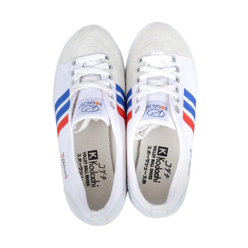 Jual Kodachi Vintage Dragonfly Tiga Garis Sepatu Lari Pria Putih 8111 Online Oktober 2020 Blibli Com