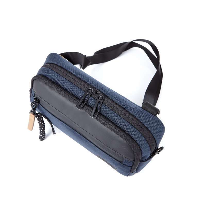 Samsonite red shop onse sling