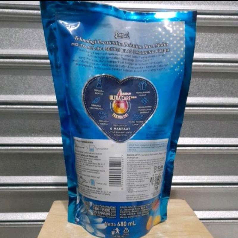 Promo MOLTO All in 1 Pelembut & Pelicin Pakaian - Blue [720mL ...
