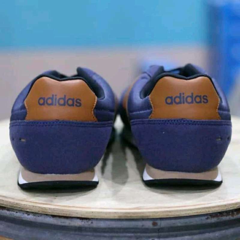 Adidas neo city racer navy brown 2025