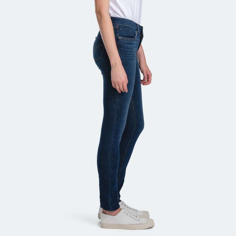 Promo Levi's Revel Shaping Skinny Pull 
