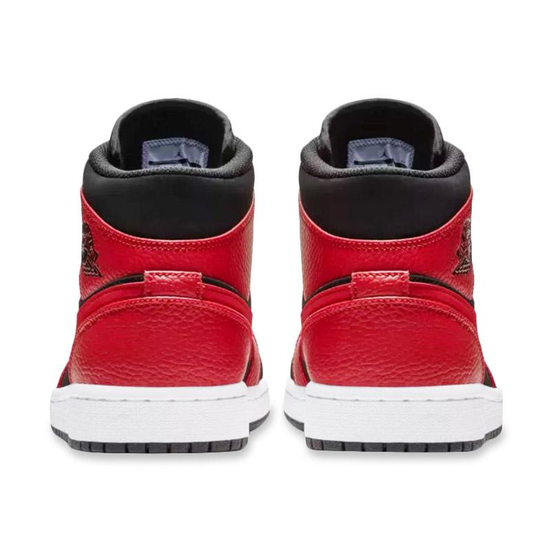 Jual FS - NIKE Men Air Jordan 1 Mid Bred Sepatu Sneakers Pria - Black Red  [AJ 554724-054] di Seller Kick Store - Kab. Bojonegoro, Jawa Timur | Blibli