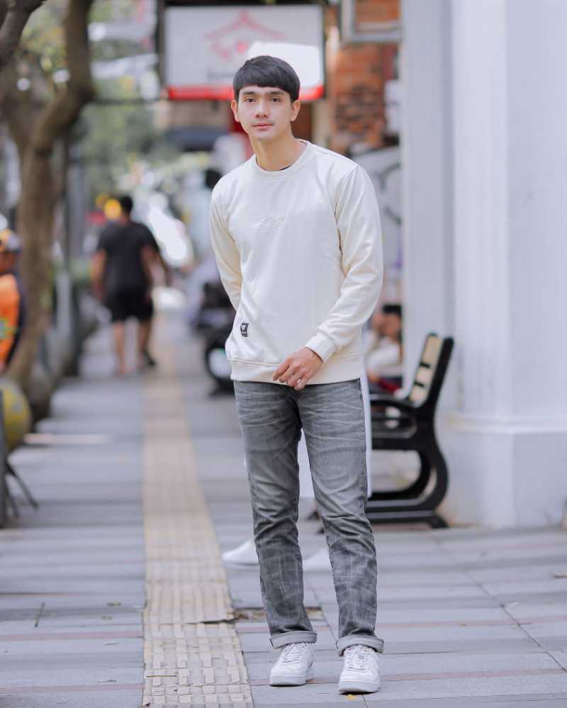 Crew outlet neck polos