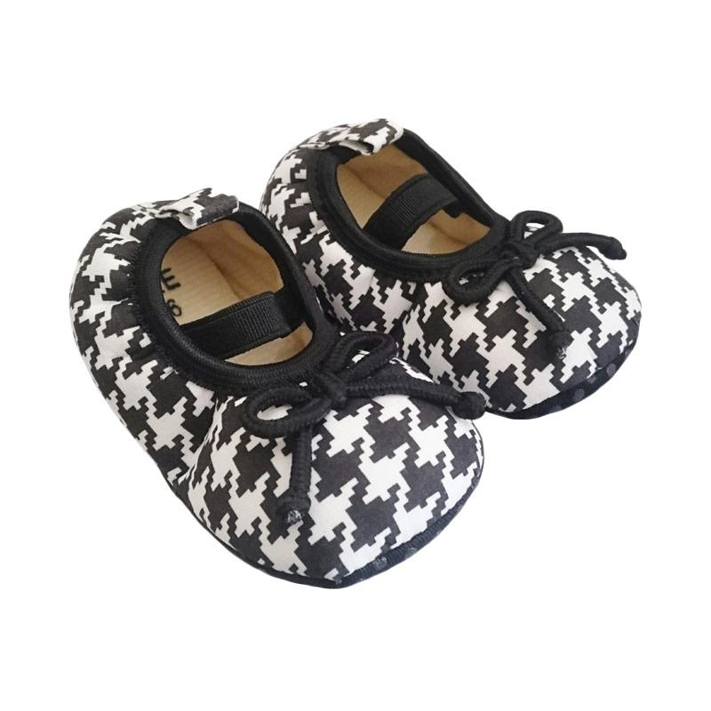 black pre walker shoes