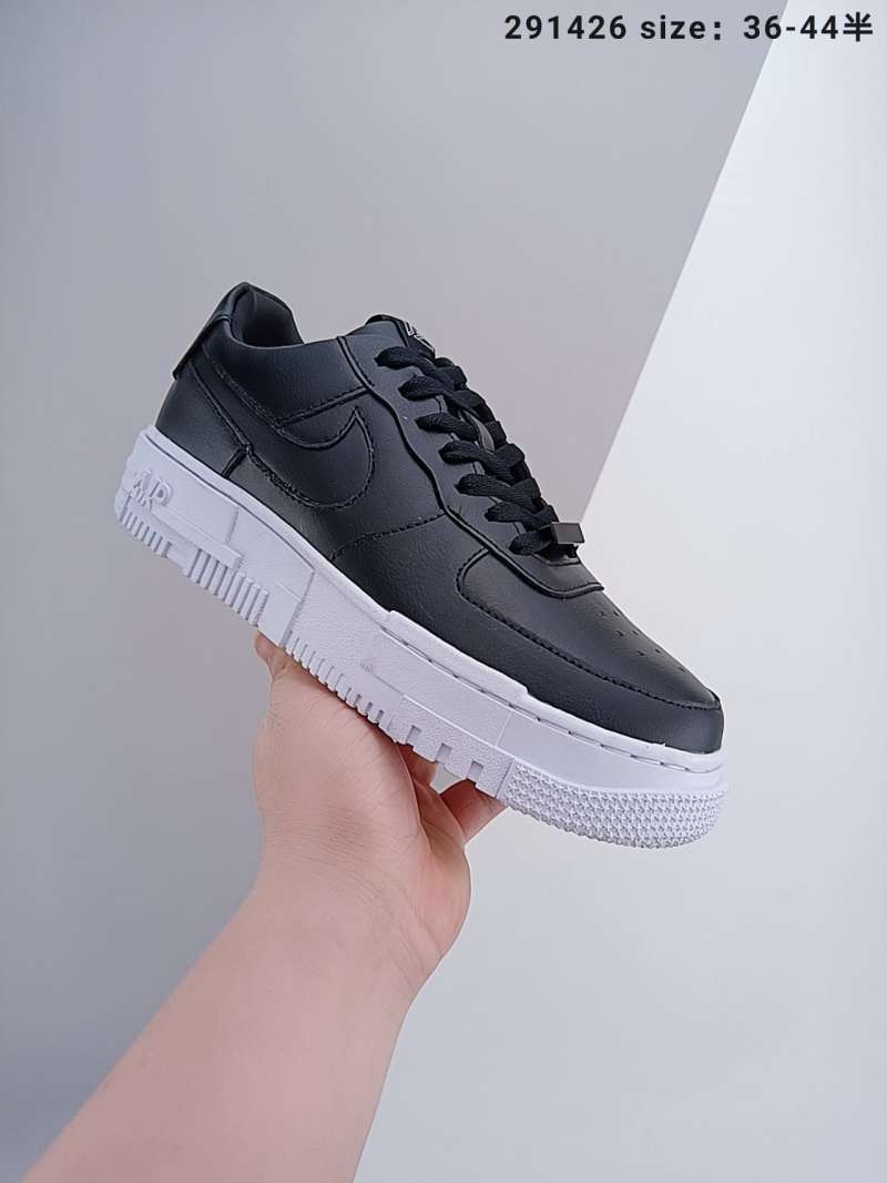 Jual The original last paper version is made of high-quality leather upper  material and built-in full-length Air sole unit Louis Vuitton x Nike Air  Force - 40 di Seller Li Liwei Shop 