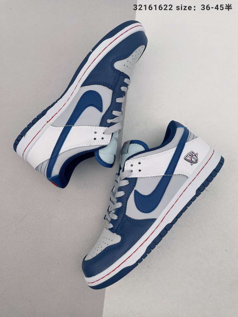 nike dunk low size 4