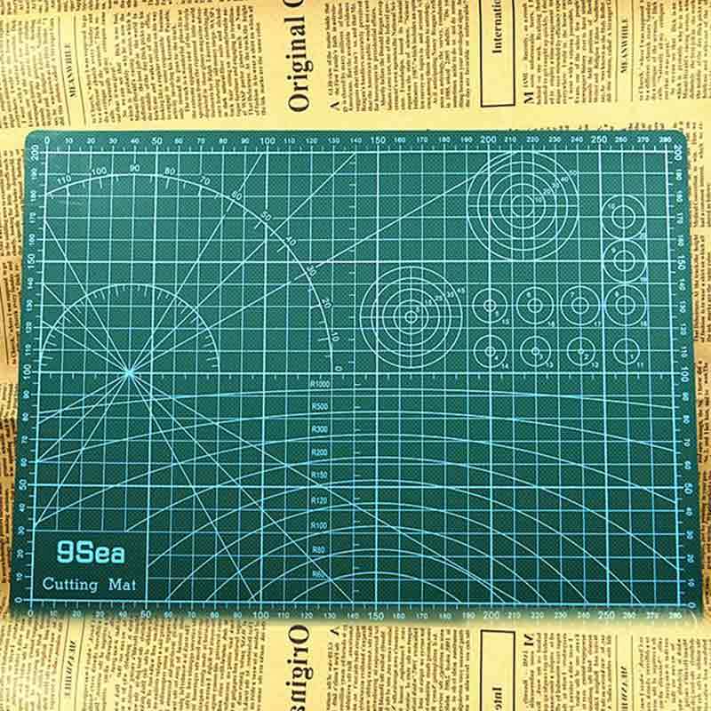 Jual Eds Pvc A4 Cutting Mat Craft Card Fabric Cloth Leather Paper Board Grid Lines Self Healing Pad 30 X 22 Cm Online September 2020 Blibli Com