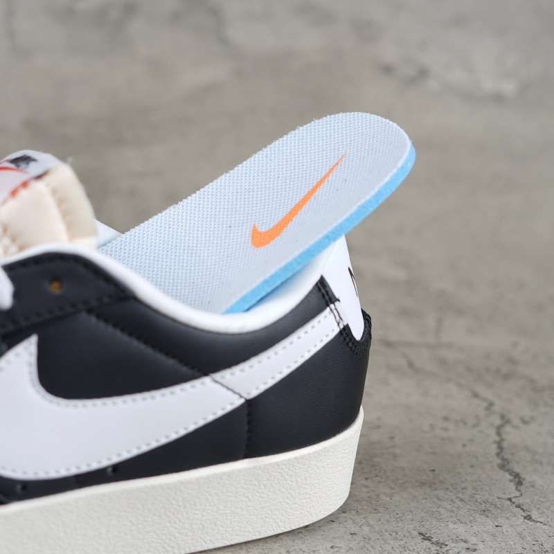 Nike Blazer Low 77 Vintage Black White 
