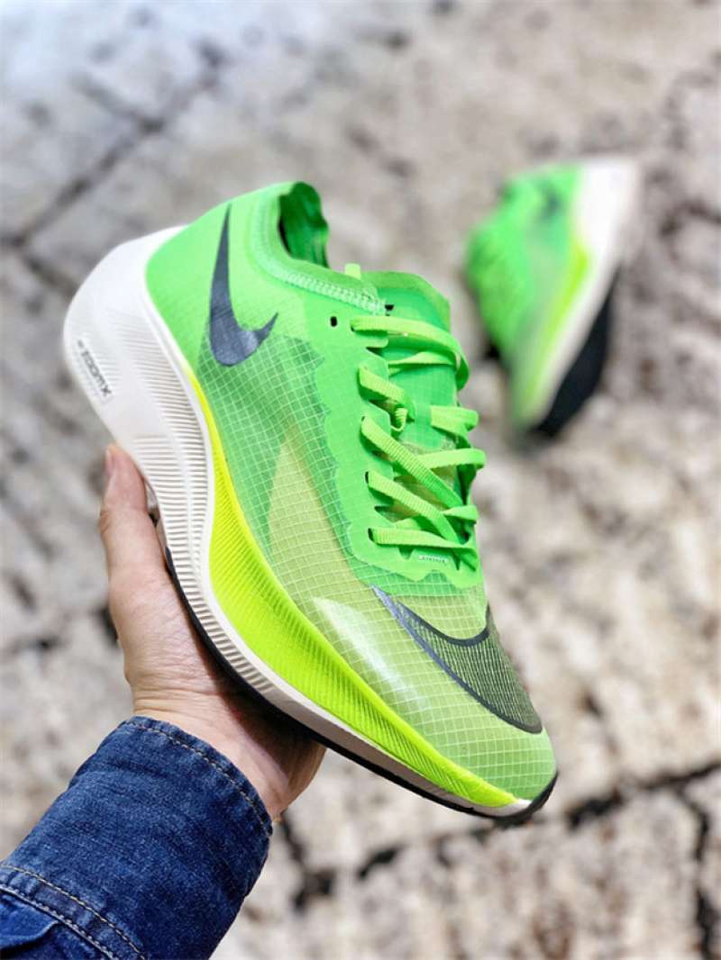Jual Nike ZoomX Vaporfly Next% Men 