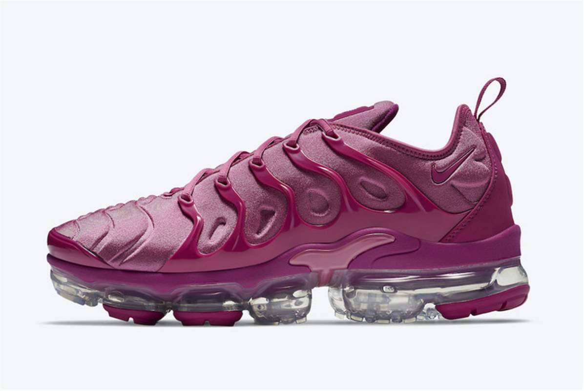 women's nike air vapormax plus shoes