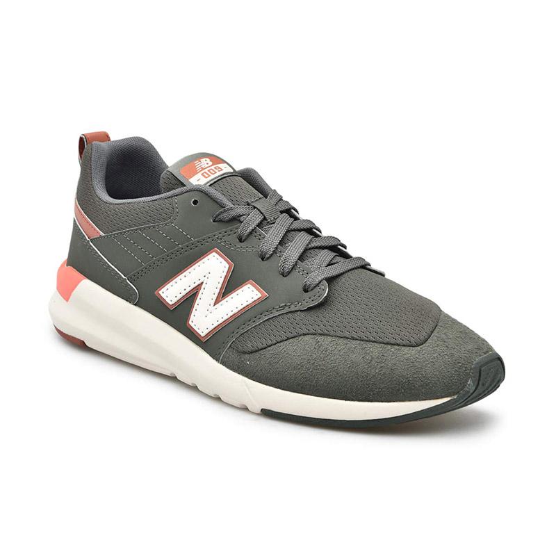 New balance s009 sport style 2025
