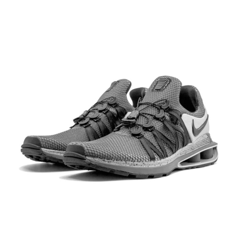 Sepatu nike shox gravity top