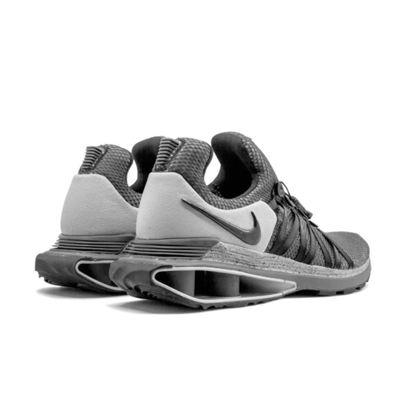 sepatu nike shox gravity