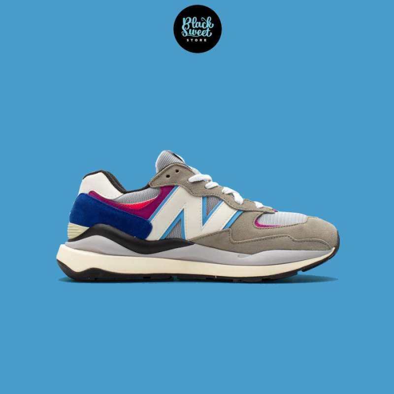 Sepatu new best sale balance pink biru