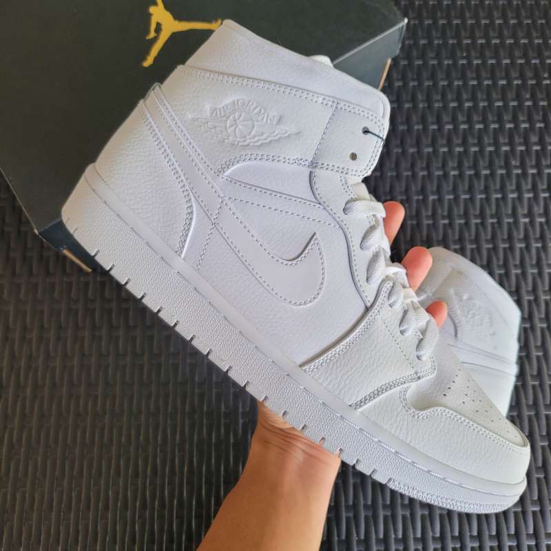 Air Jordan Mid Triple White || all white