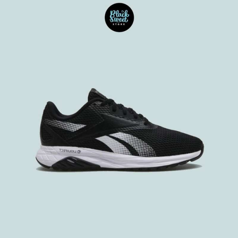 Sepatu lari reebok 2025