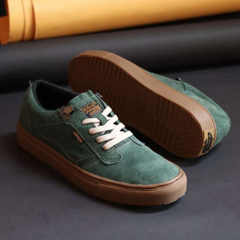 Sneakers original murah discount