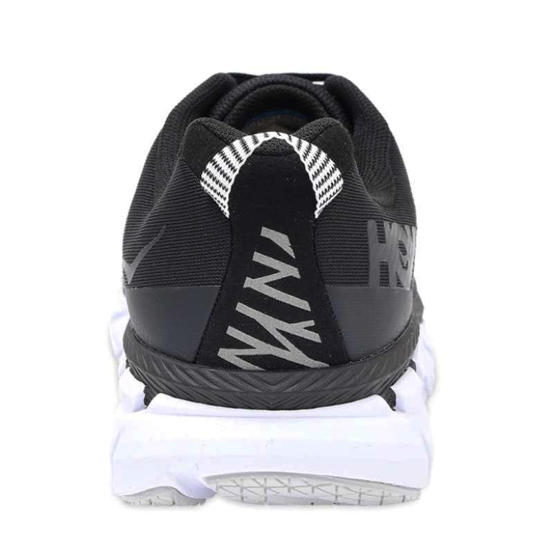 Jual Hoka One One Clifton 6 Wide Sepatu Lari Pria Original 1102876bw Online Oktober 2020 Blibli Com