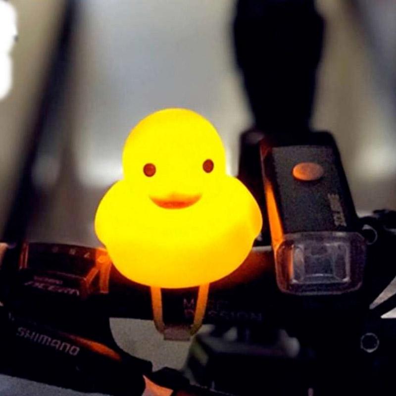 Jual Triwindu Shop 07 Bentuk Bebek Helm Lucu With Led Light Bell Sepede Anak Online Oktober 2020 Blibli Com