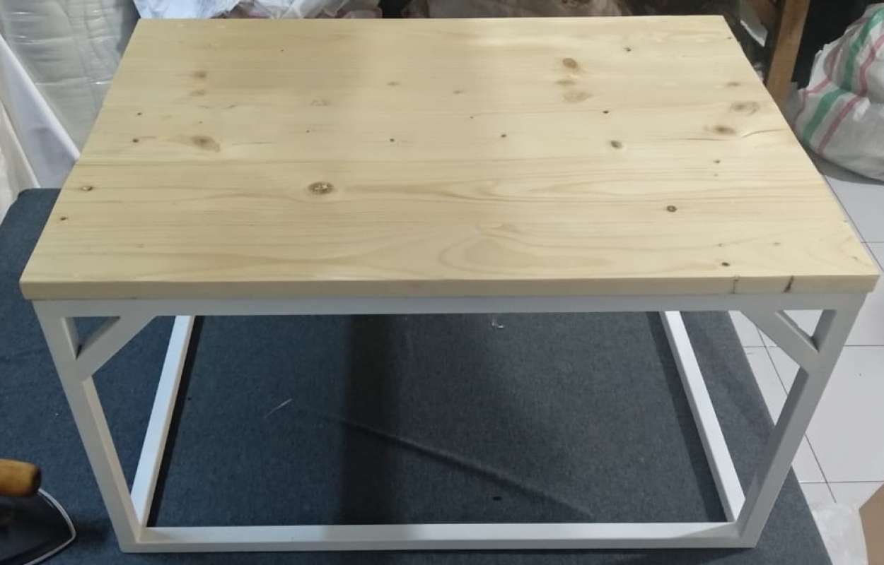 Jual Rak Meja Besi Meja Lesehan Minimalis Meja Multifungsi Sudah Termasuk Kayu Uk 35x65x45 Cm Online Maret 2021 Blibli Jeng rita menceritakan panjang lebar club gilanya dan aku tambah menerawang atas kegiatan dengan pengalamannya yang menggila itu. rak meja besi meja lesehan minimalis meja multifungsi sudah termasuk kayu uk 35x65x45 cm