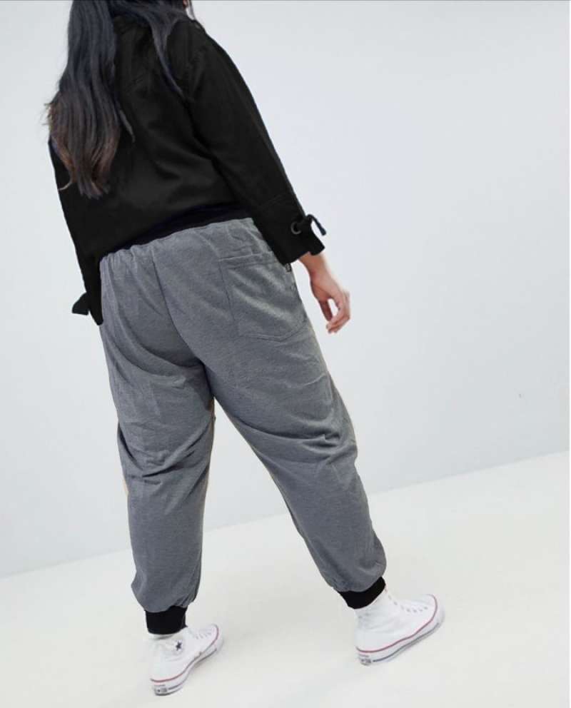 Jual Kurt Jumbo Celana Jogger Panjang Wanita Fashion Big Size Online Maret 2021 Blibli Model simpel dan elegan dengan variasi kantong celana di paha depan. kurt jumbo celana jogger panjang wanita fashion big size