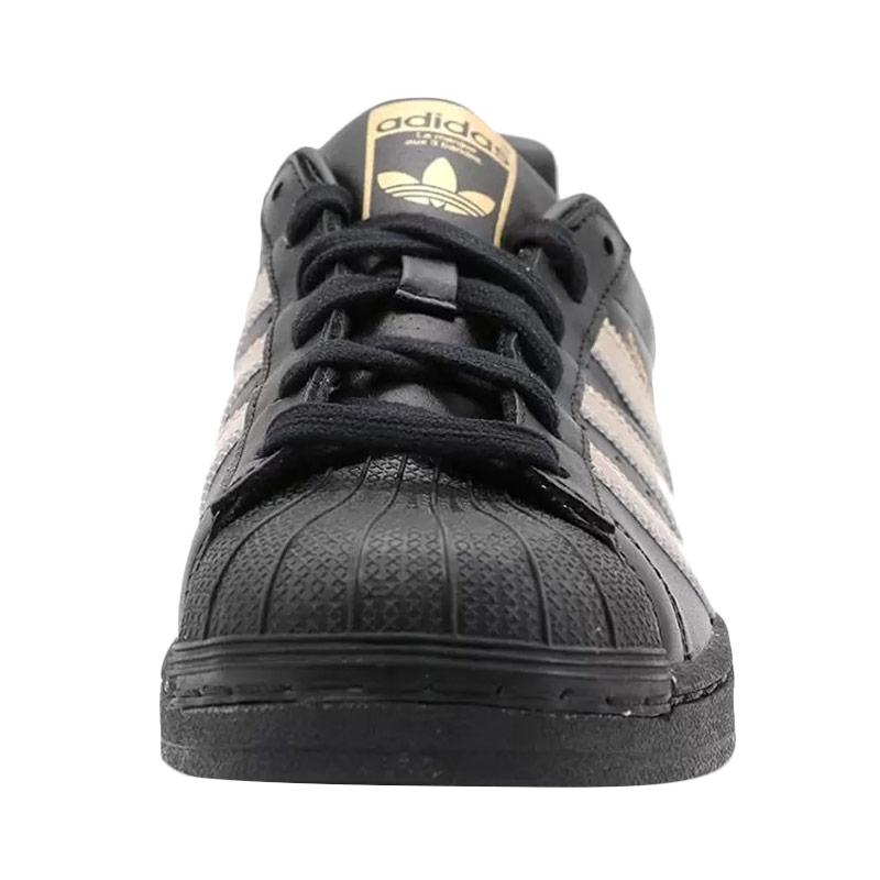 Jual adidas Superstar Casual Shoes 