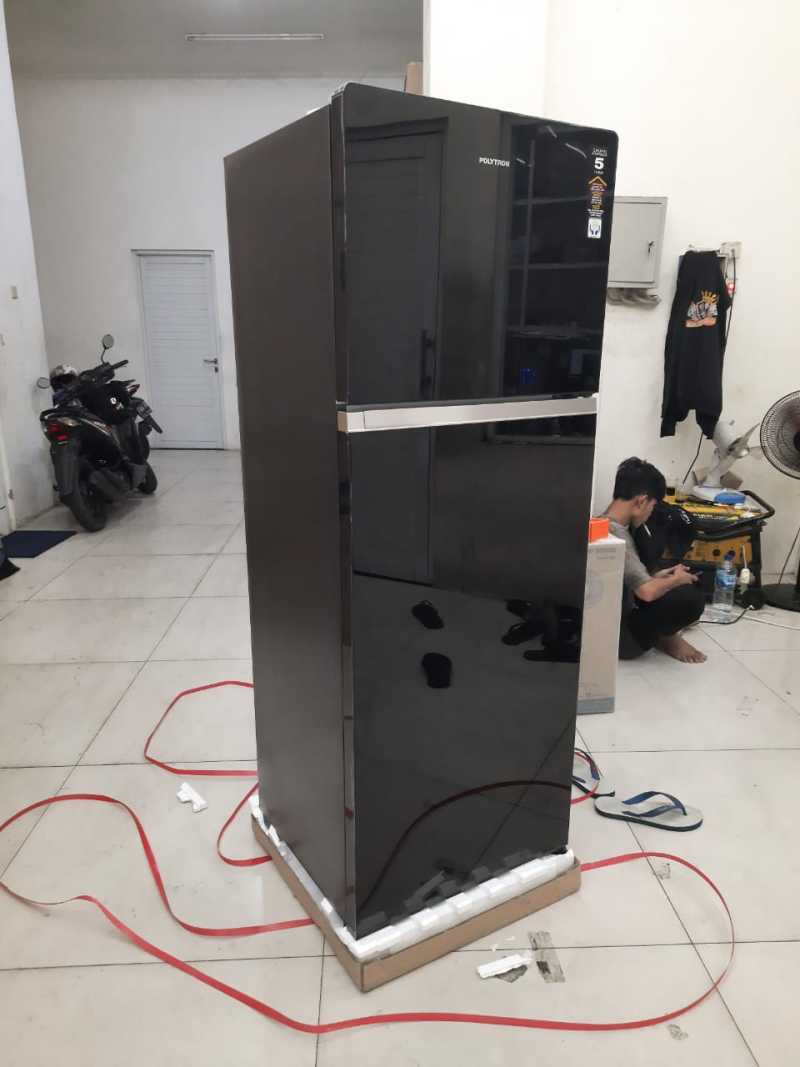 Jual Kulkas Polytron Prw 29 Mnx Lemari Es 2 Pintu Prw 29mnx Tempered Glass Terbaru Juni 21 Blibli