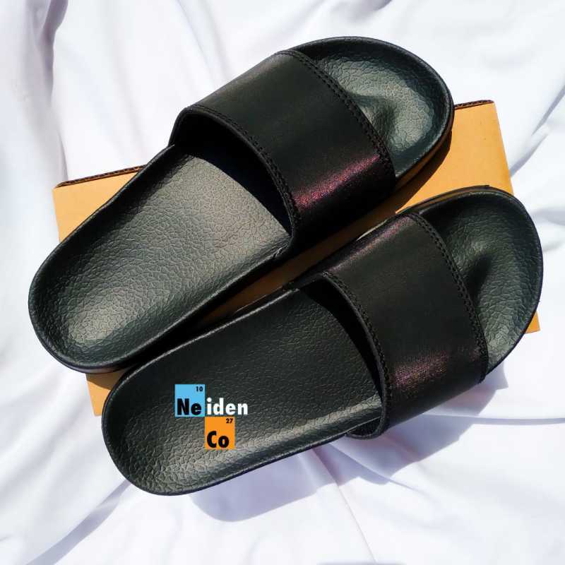 sandal slip on polos