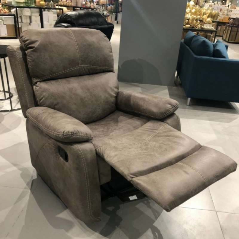 39hdfbbgkji5wm Sofa bed di informa warna dan modelnya banyak !! https www blibli com p sofa santai rebah recliner 1 seater by informa pc mta 12149329 ds dai 70039 00058 00001