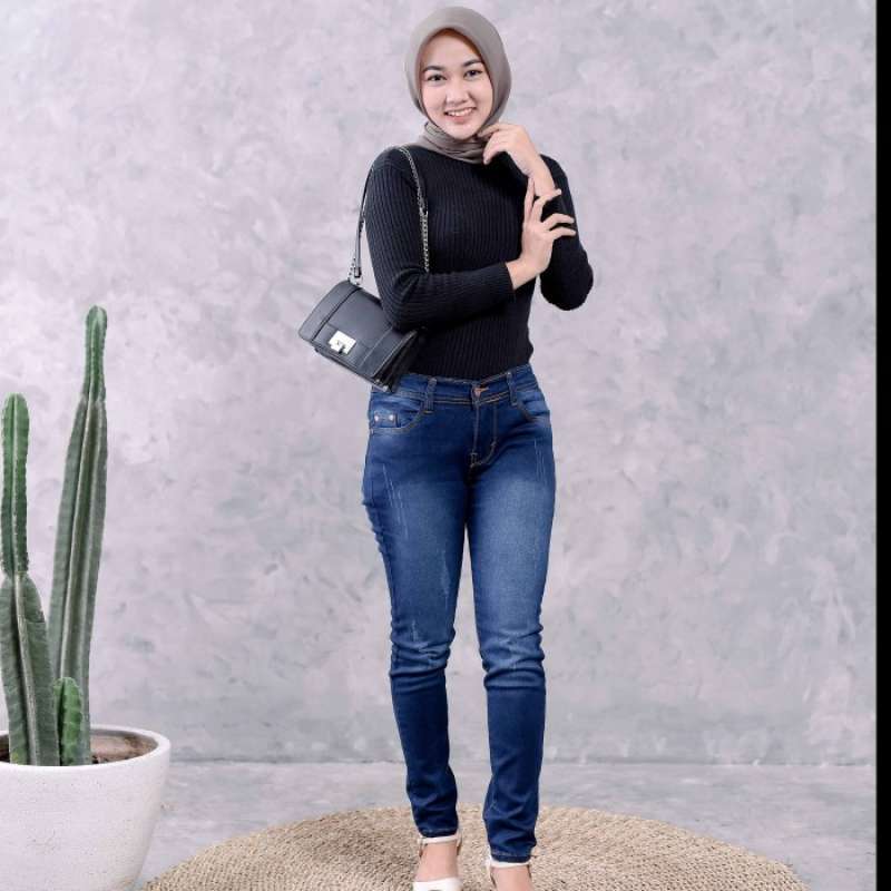 Promo CELANA DENIM LEVIS JEANS WANITA 