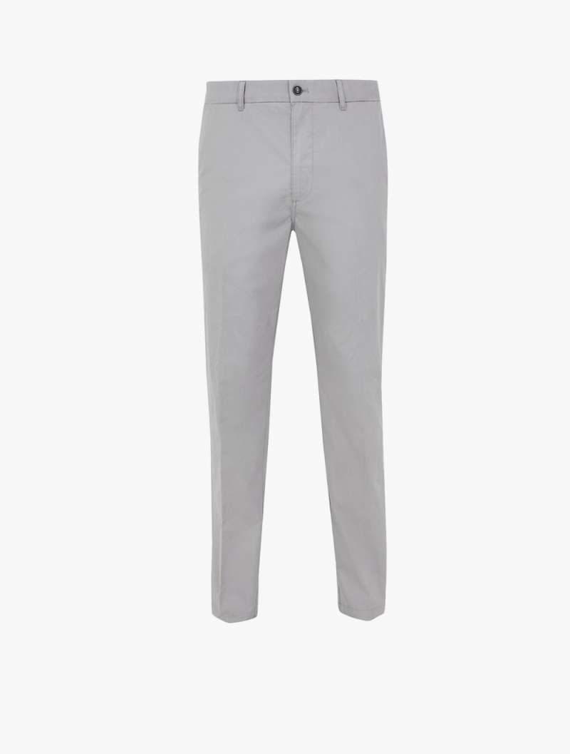 Regular Fit Super Lightweight Chinos di 